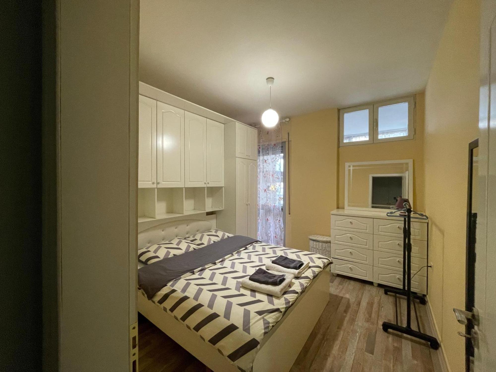 Bricks Apartment Near Pazari I Ri 티라나 외부 사진