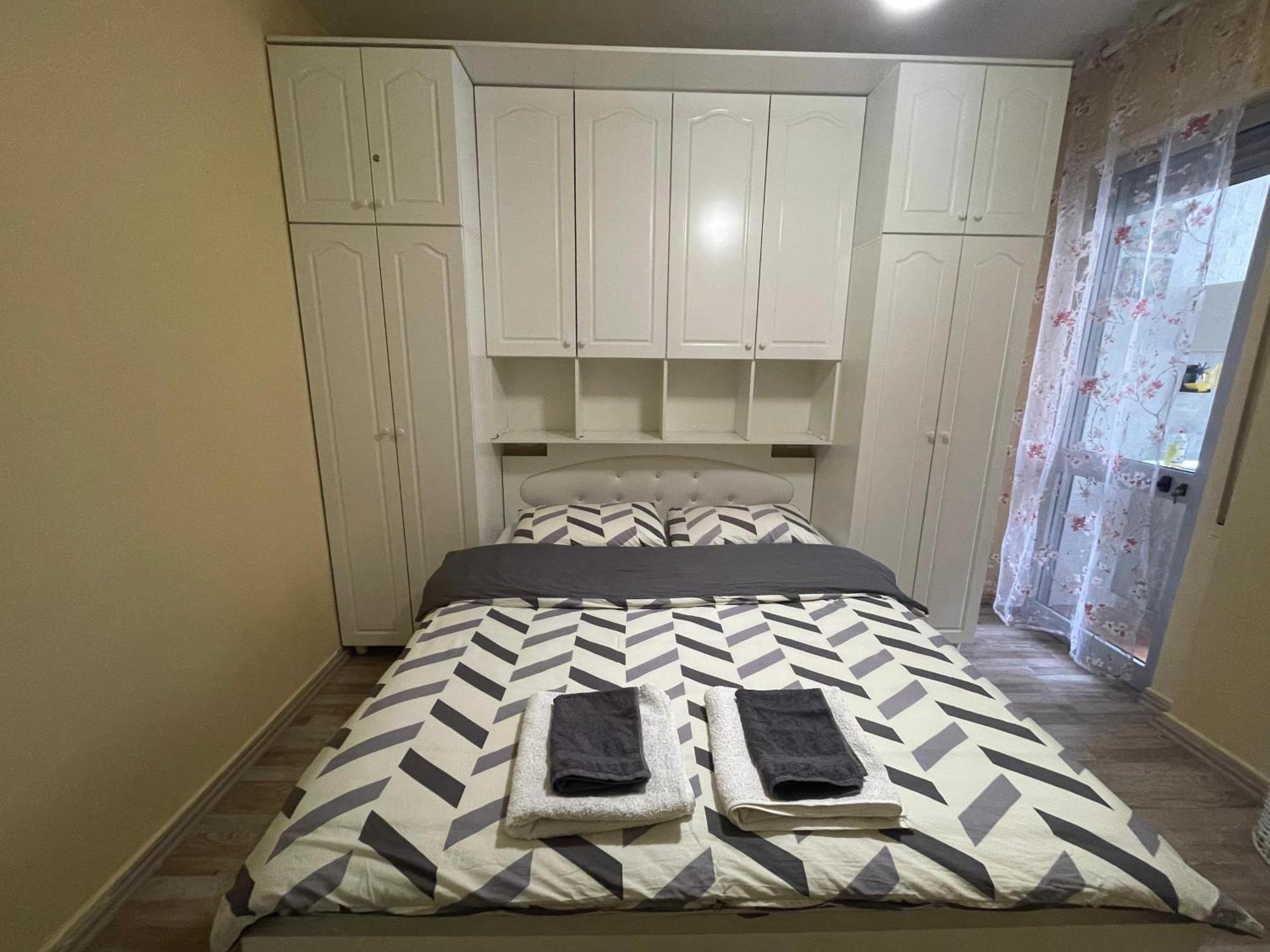 Bricks Apartment Near Pazari I Ri 티라나 외부 사진